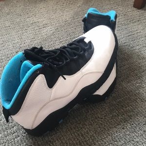 Blue tens , 9